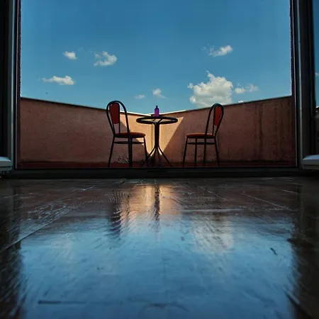 Lighthouse Hostel *